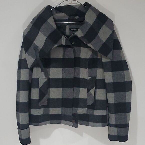 le chateau Jackets & Blazers - Le chateau plaid jacket